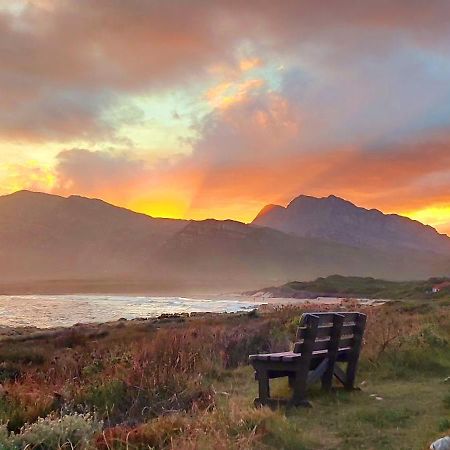 La Mer Seafront Selfcatering Accommodation Kleinmond Exterior foto
