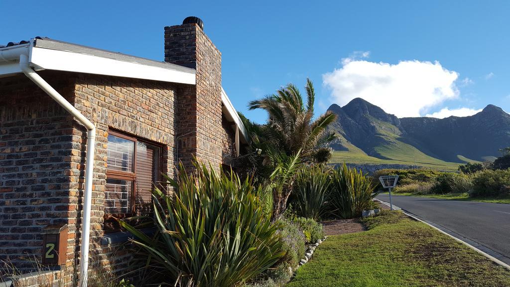 La Mer Seafront Selfcatering Accommodation Kleinmond Exterior foto